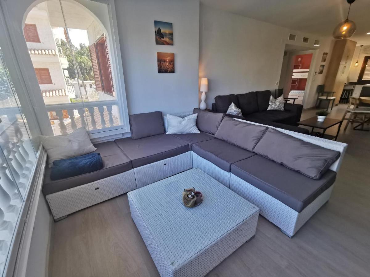 Oscar Espla Apartment L'Alfas del Pi Bagian luar foto